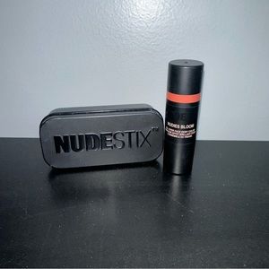 NIB Rusty Rouge Nudestix Nudies Bloom All Over Face Dewy Color 0.25 oz Unused